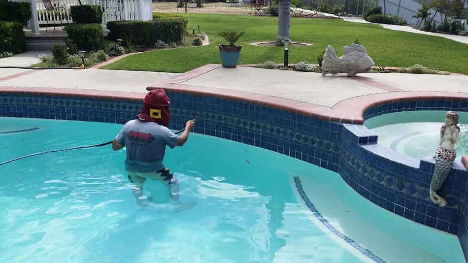 Swimming Pool Tile Cleaning Menifee, Glass Pool Tile Cleaning